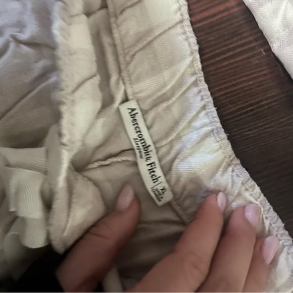 Abercrombie & Fitch Plaid Pajama Set - Cream and Gray - Picture 2 of 3